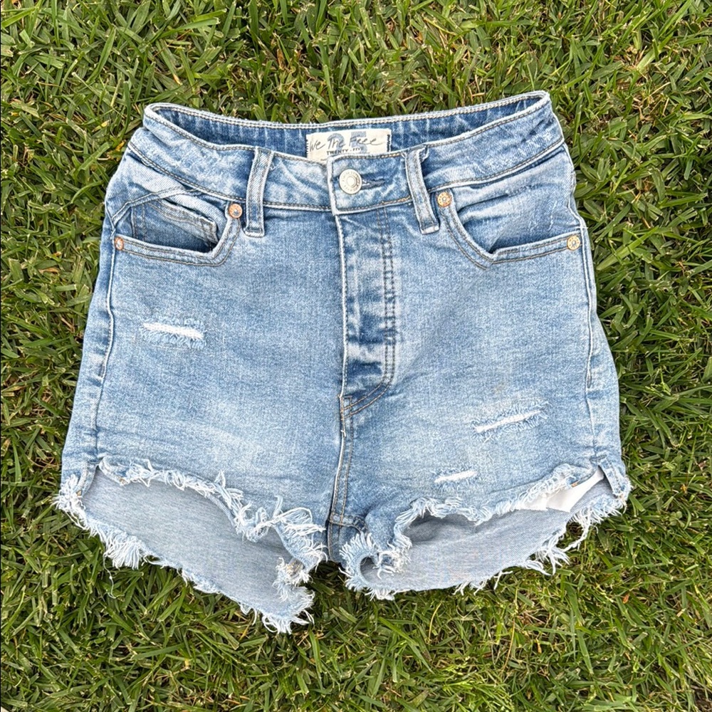We the Free Distressed Jean Shorts - size 25